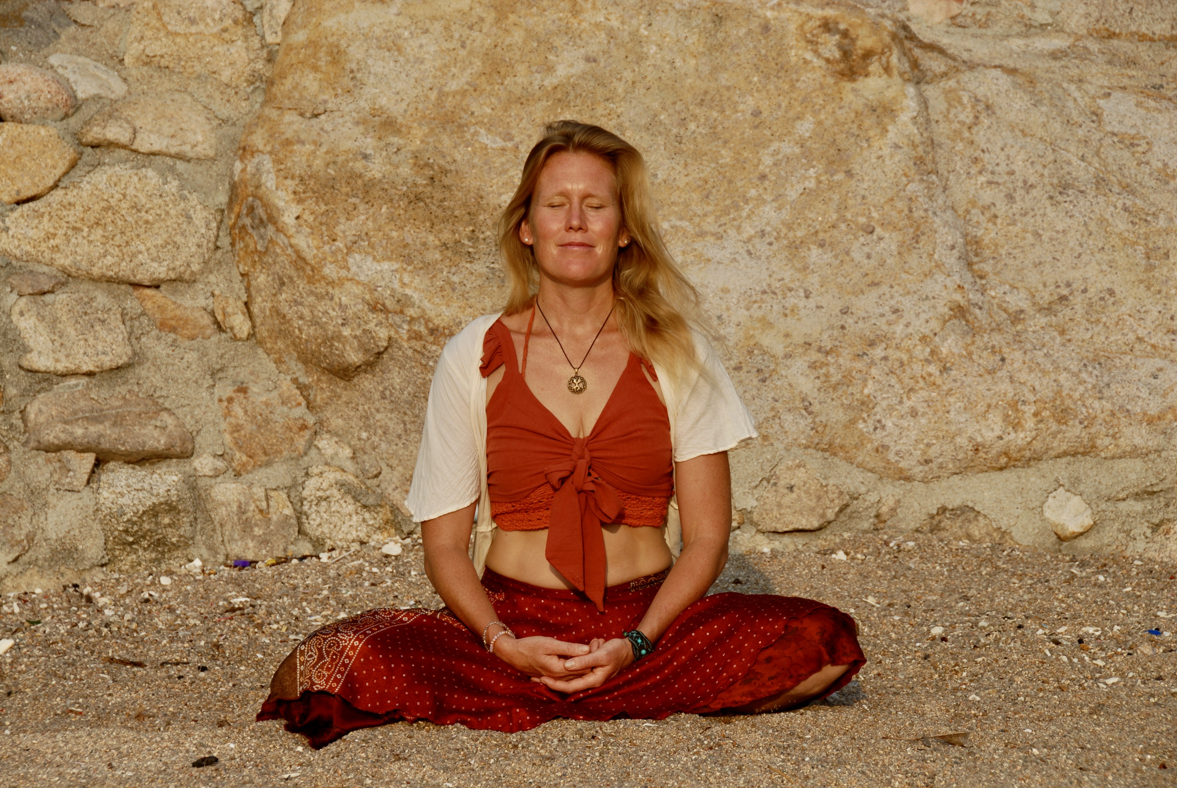 Meditationsreise zum flüsternden Vollmond